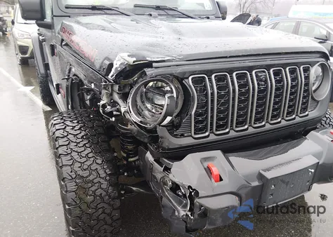 2025 Jeep Wrangler 4-Door Rubicon 4X4 z USA, uszkodzony, nr VIN 1C4PJXFG9SW543677